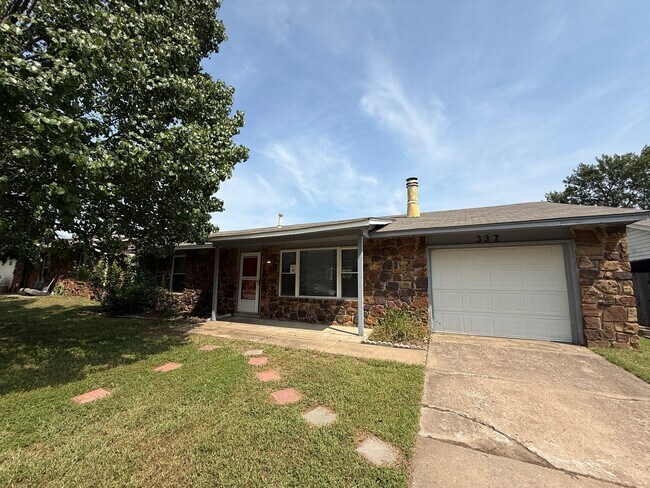 Building Photo - 2 bedroom near Catoosa!!