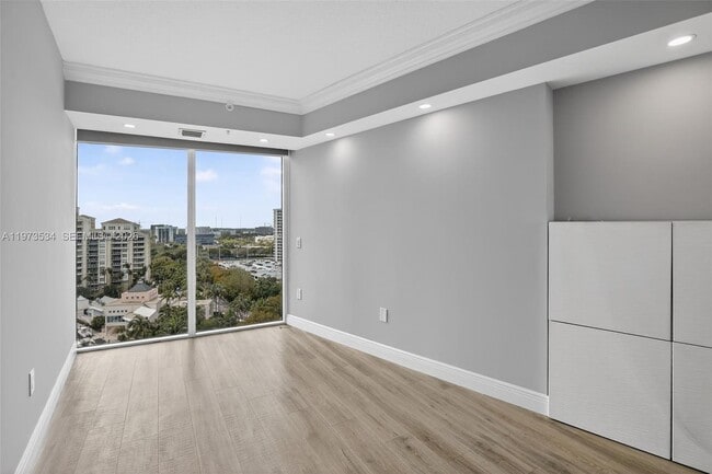 Building Photo - 3370 Hidden Bay Dr