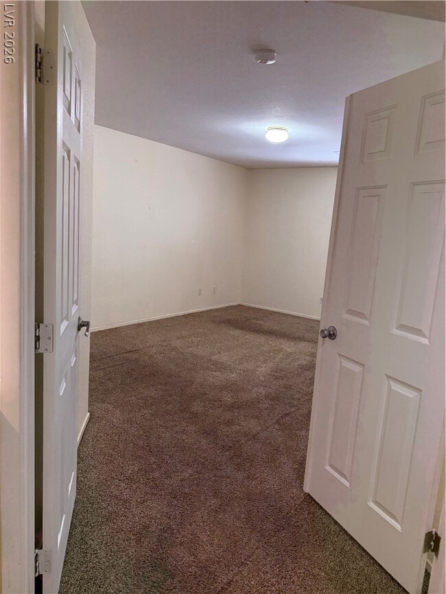 Building Photo - 9764 Sedona Shrine Ave