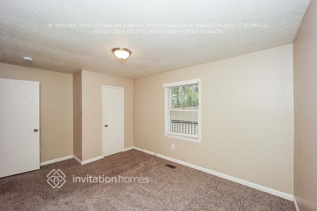 Building Photo - 4080 Oak Stone Dr