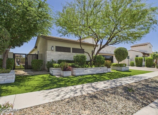 Building Photo - 4571 S Pinaleno Dr