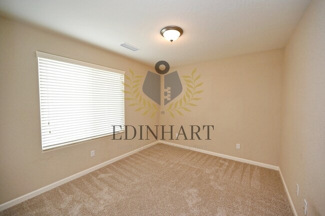 Building Photo - 231 Nabors Dr S