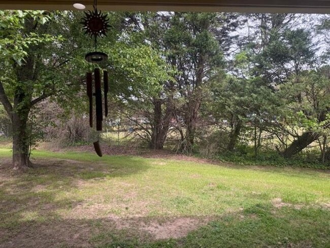 Building Photo - 200 Old Spring Hill Ln