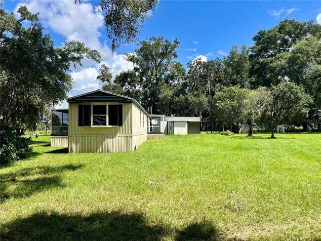 Building Photo - 8035 NE 33rd Ct