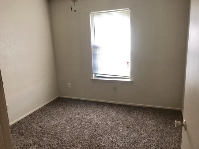 Building Photo - 7402 Avenue X