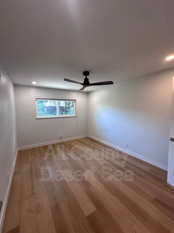 Building Photo - 6922 Paula Cir