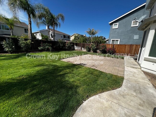 Building Photo - 1140 Dominique Dr