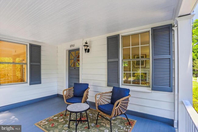 Building Photo - 8901 Montgomery Ave