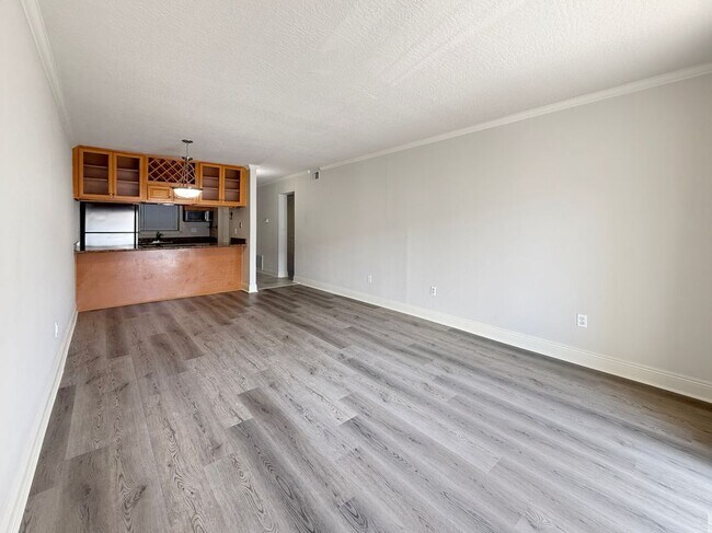 Building Photo - 3805 Houma Blvd