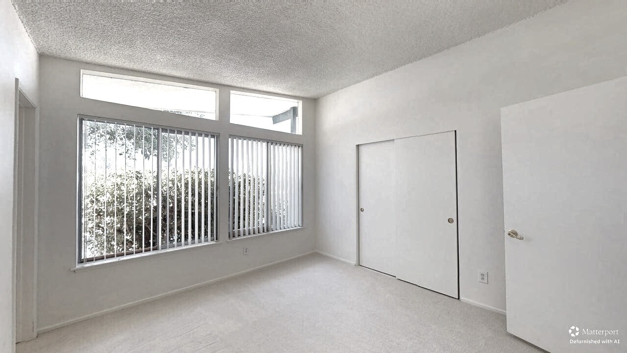 Building Photo - 22545 Hatteras St