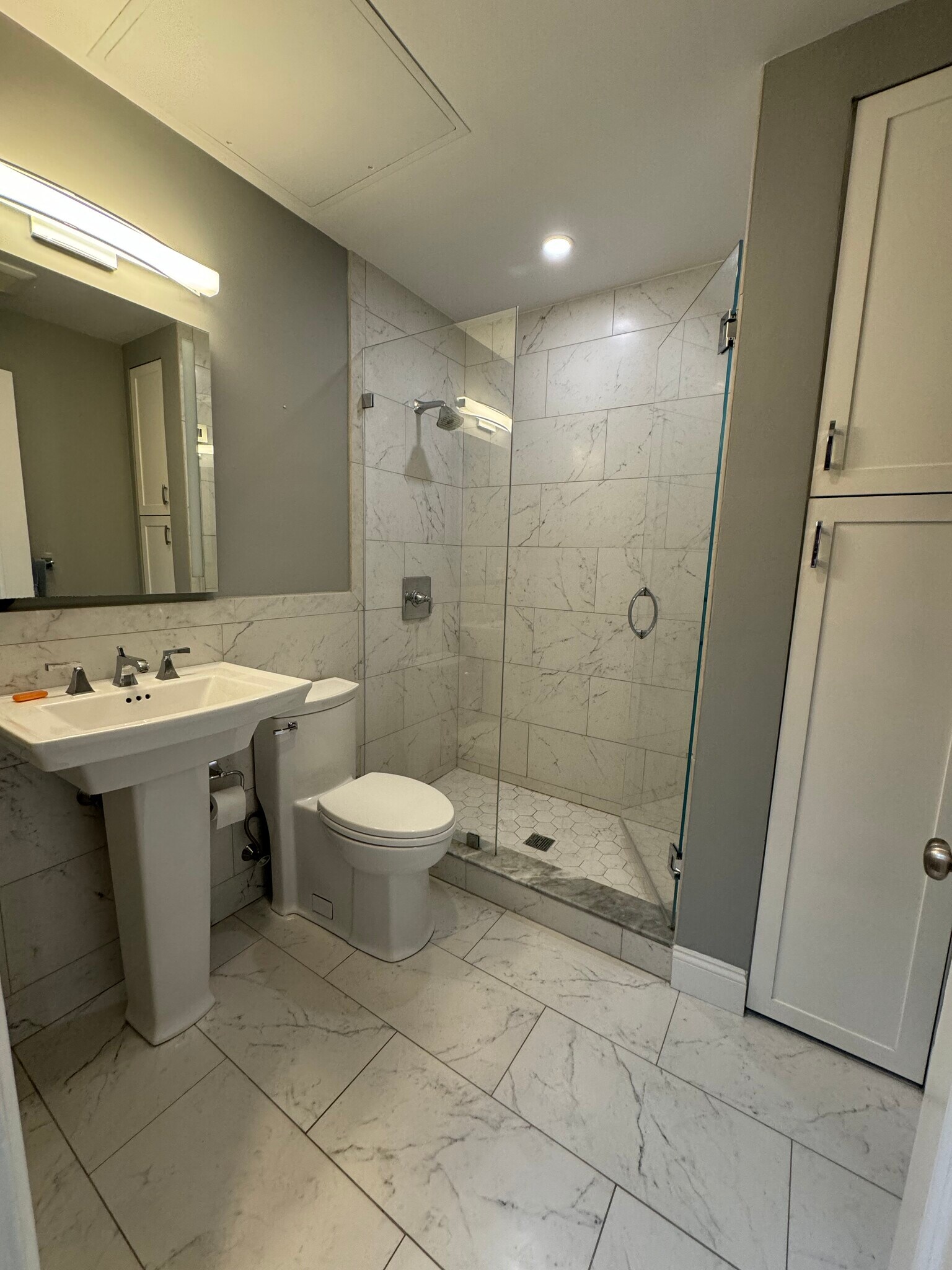 Building Photo - 265 Beacon St