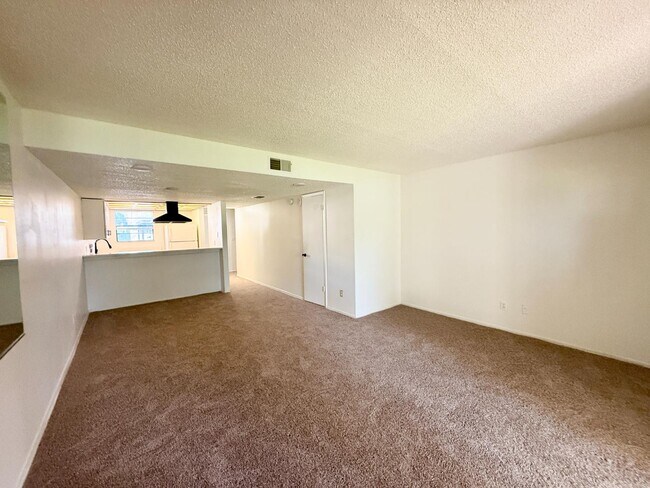 Building Photo - 9209 Seminole Blvd