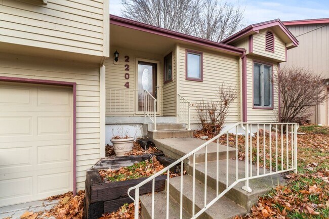 Building Photo - Now Leasing for May | Your Next Home Awaits