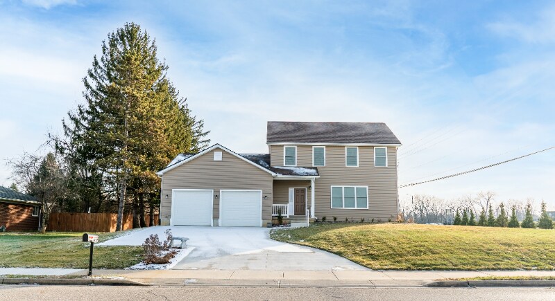 Building Photo - 4487 Straight Arrow Rd