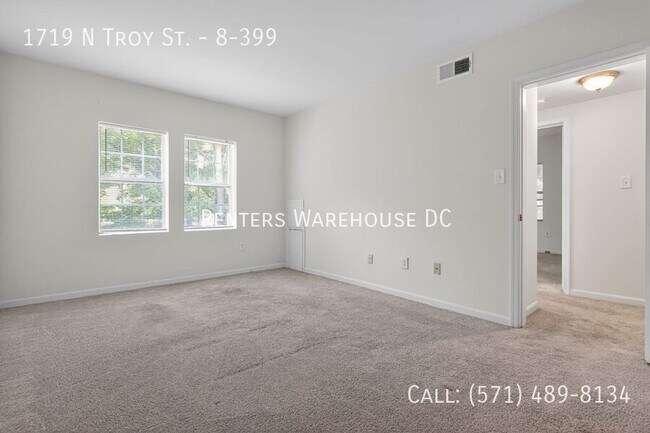 Building Photo - 1719 N Troy St