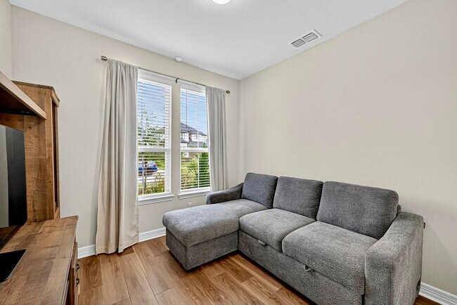 Building Photo - 24607 Carleton Lake Ln