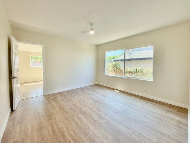 Building Photo - Beautifully Remodeled 3-Bed, 2-Bath Home i...