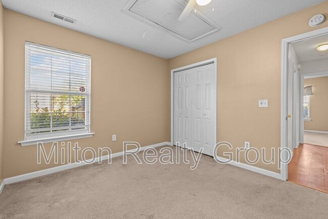 Building Photo - 4109 Fawn Glen Dr