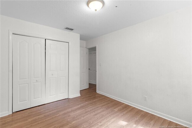 Building Photo - 161 Summerhill Rd