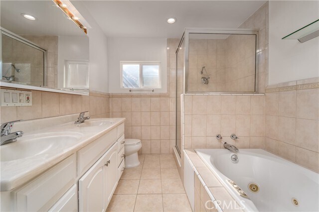 Building Photo - 21711 Mulholland Dr