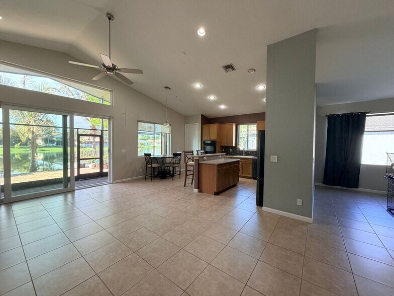 Building Photo - 2165 Newport Isles Blvd