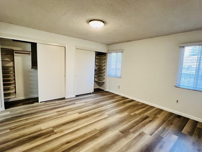 Building Photo - 6212 Friant Dr