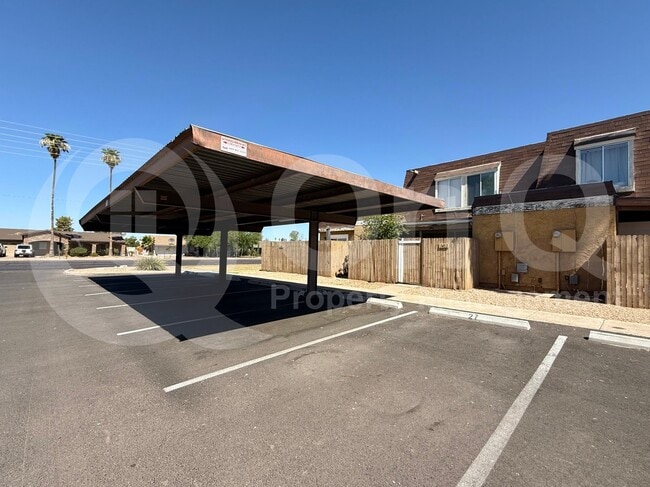 Building Photo - 3432 W El Caminito Dr