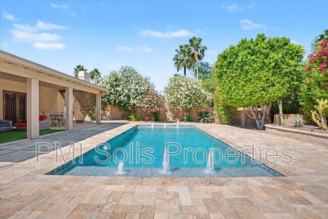 Building Photo - 10198 E San Salvador Dr