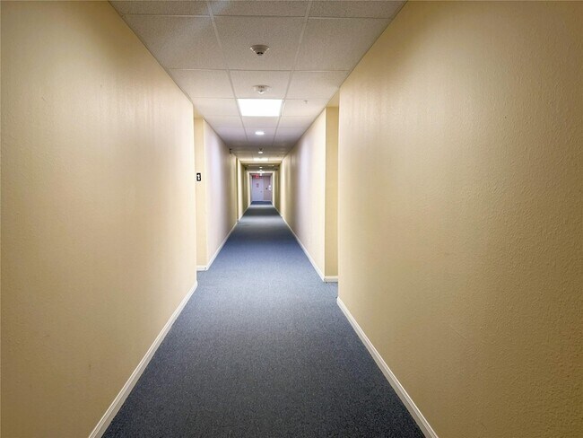 Building Photo - 8415 Hearth Dr