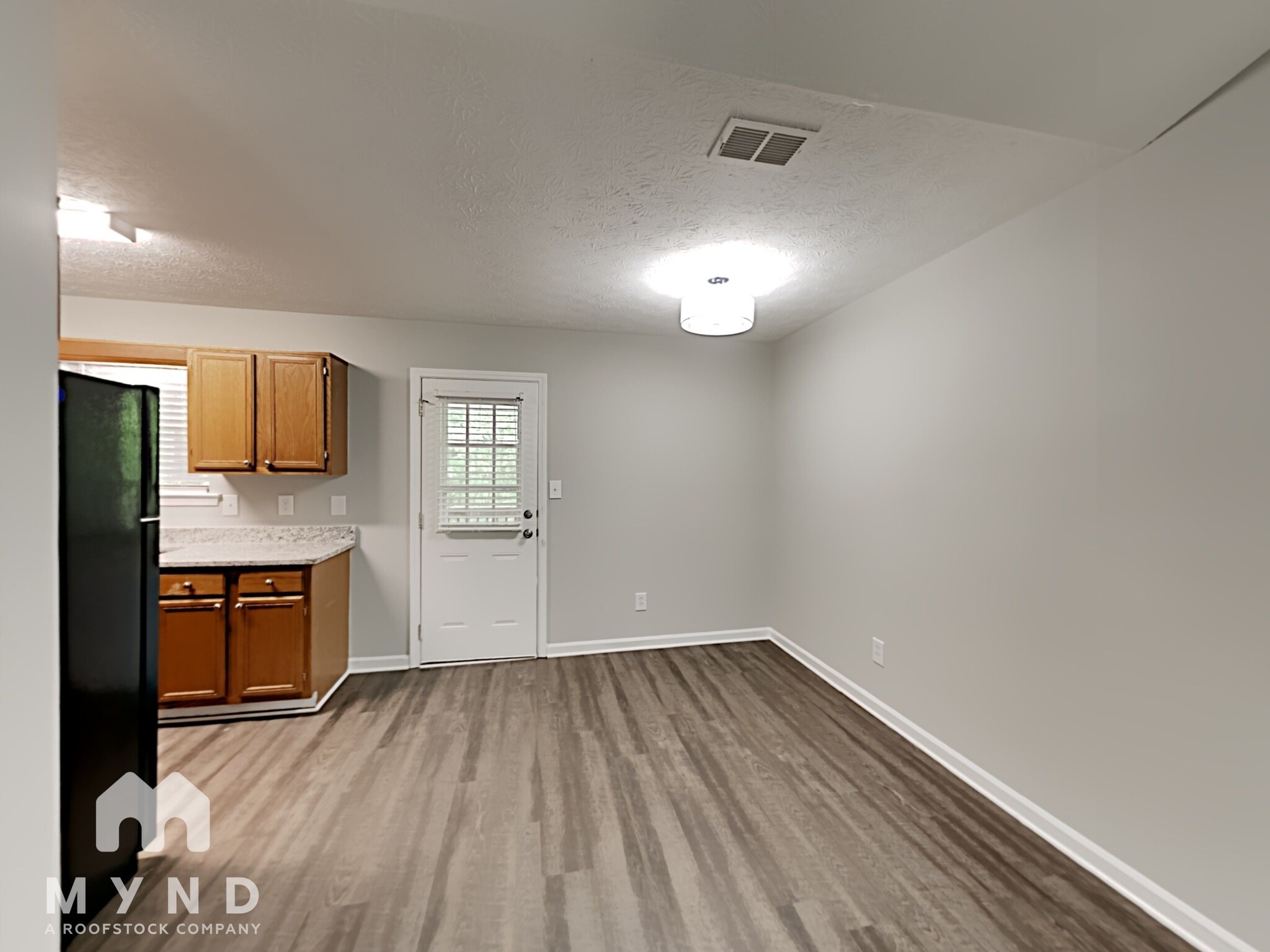 Building Photo - 189 Peach Forest Pl