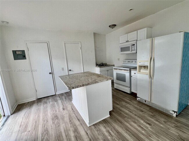 Building Photo - 2018 Jackson St