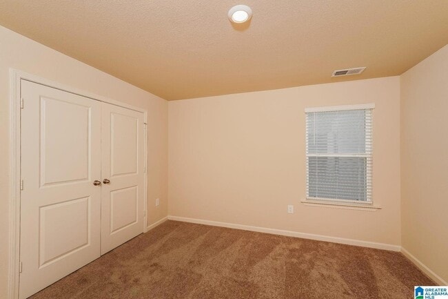 Building Photo - 112 Clover Ln