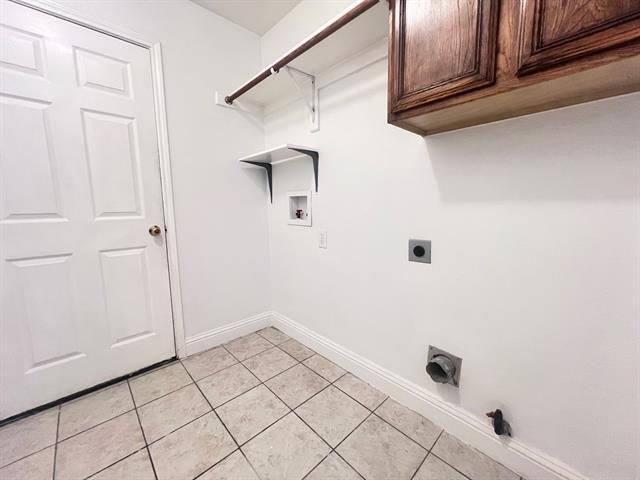 Building Photo - 9905 Ashmont Dr