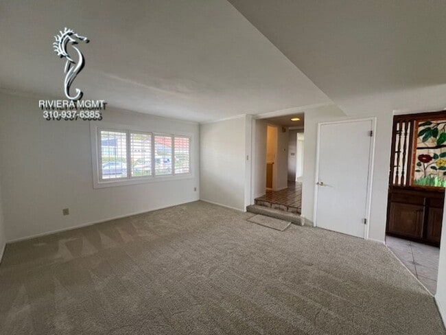 Building Photo - 5 bedroom 4 bath in Rancho Palos Verdes