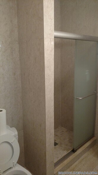 Building Photo - 1203 Beacon St