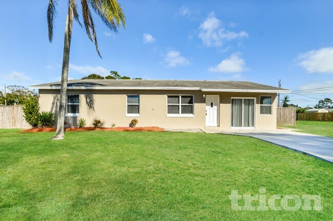 Building Photo - 2129 Willow Oak Dr