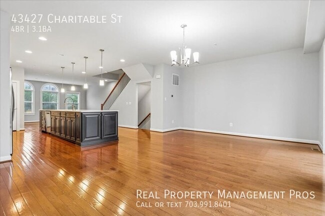 Building Photo - 43427 Charitable St
