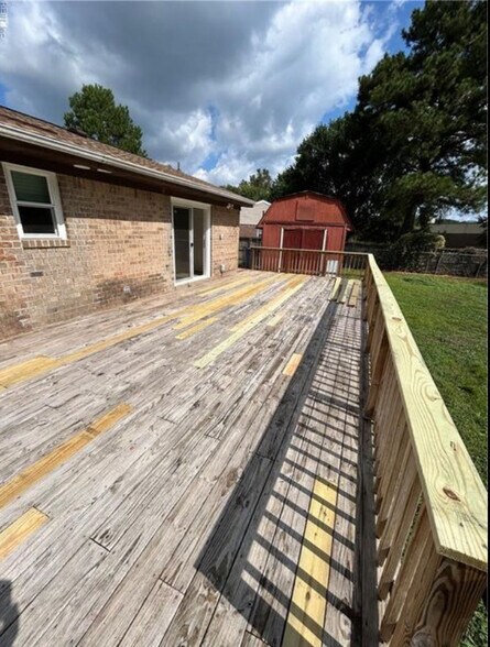 Building Photo - 3725 Boyette Ct