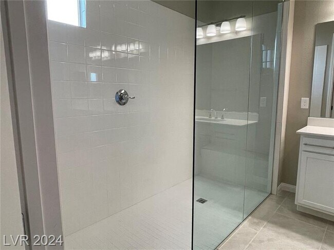 Building Photo - 11622 Hatchling Ave