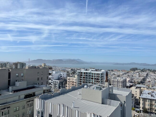 Building Photo - 2040 Franklin St