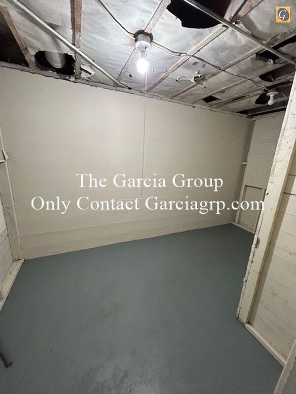 Building Photo - 6924 NE 7th Ave