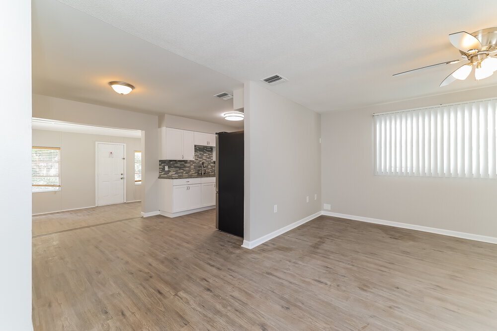 Building Photo - 309 Vaniman Ave