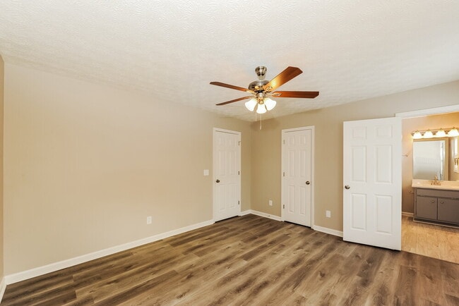 Building Photo - 812 Overlook Trail