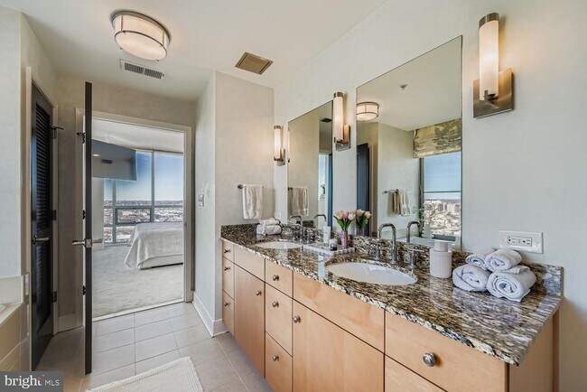 Building Photo - 675 President St