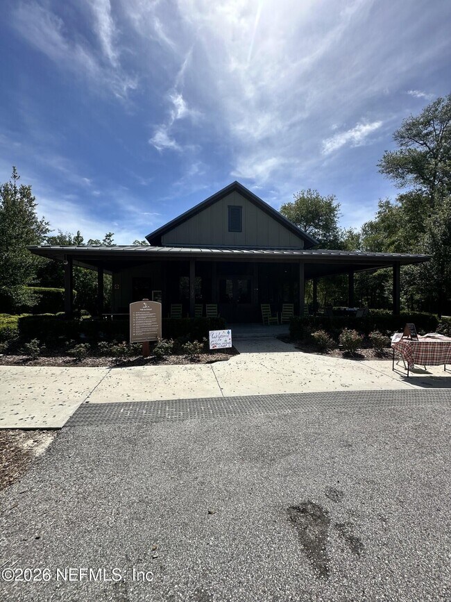 Building Photo - 73 Bluebonnet Way