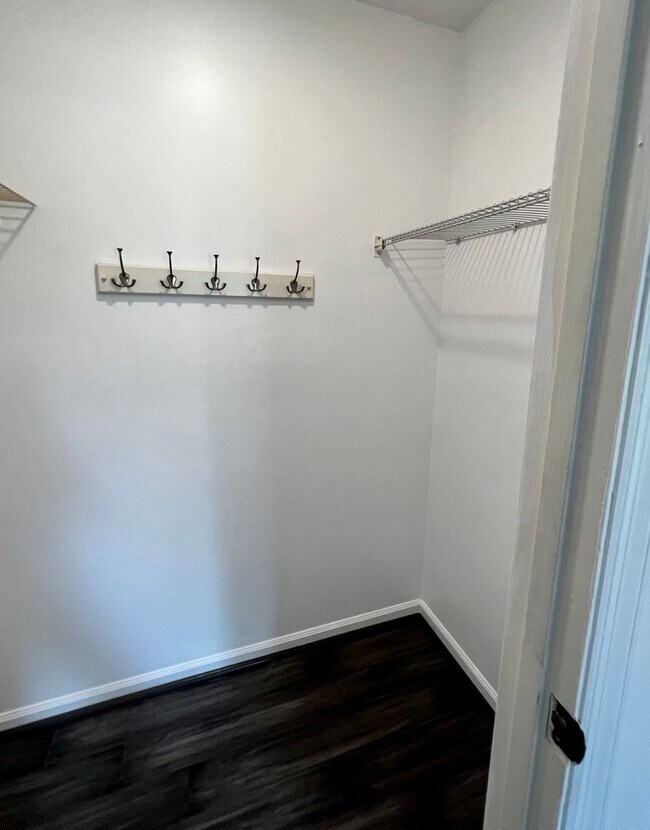 Building Photo - 9 Blue Marlin Cove