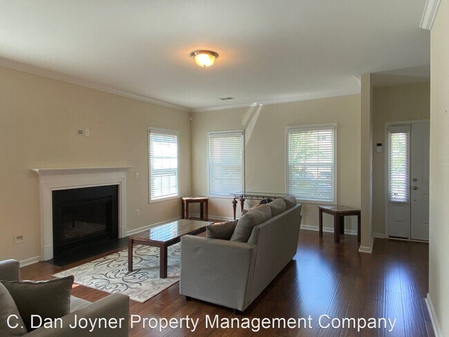 Building Photo - 4 br, 2.5 bath House - 348 Slate Drive