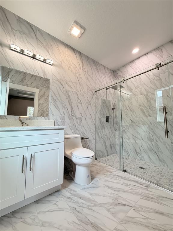 Building Photo - 10 Lyons Pl