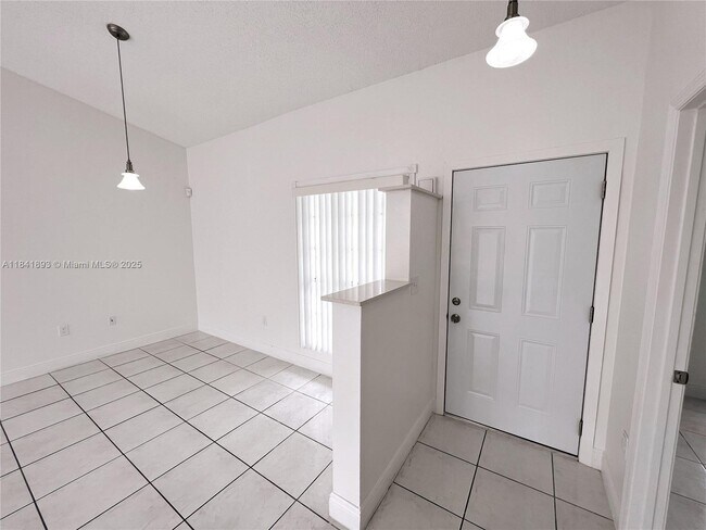 Building Photo - 11341 SW 63rd Terrace