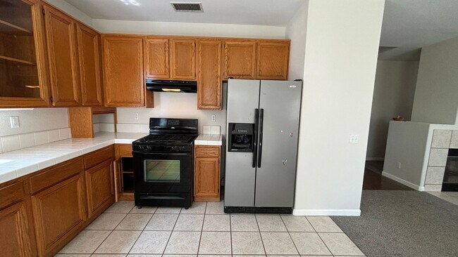 Building Photo - Adorable Four Bedroom home ready for its forever family!